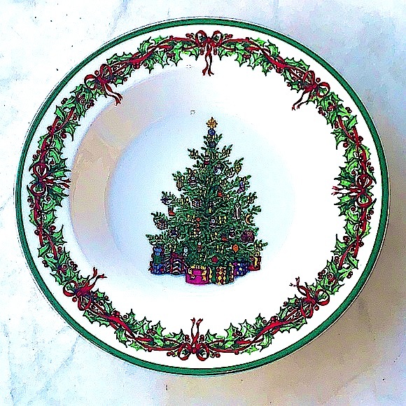 CHRISTOPHER RADKO “HOLIDAY CELEBRATIONS”  LARGE RIM SOUP BOWL - Picture 2 of 7